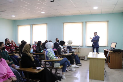 Seminar about financial leasing at Petra university for its students, organized by Specialized Leasing Company
